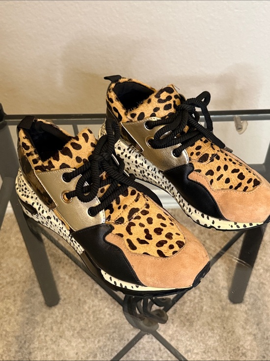 Steve Madden Shoes - Steve Madden Calf Hair Leopard & Gold Mixed-Media Platform Sneakers Sz 7.5